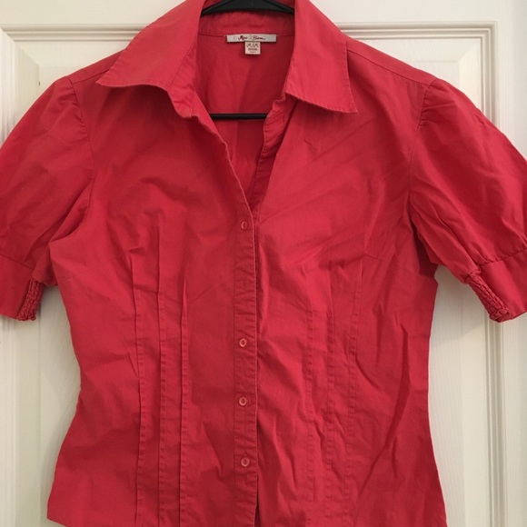 Cute button up! - Picture 1 of 1